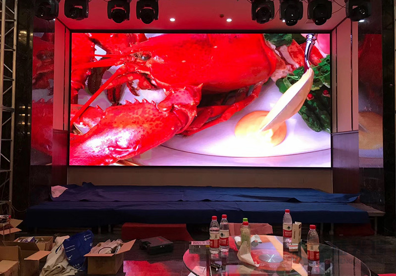 焦作武漢青山購(gòu)物廣場(chǎng) 室內(nèi)P2全彩